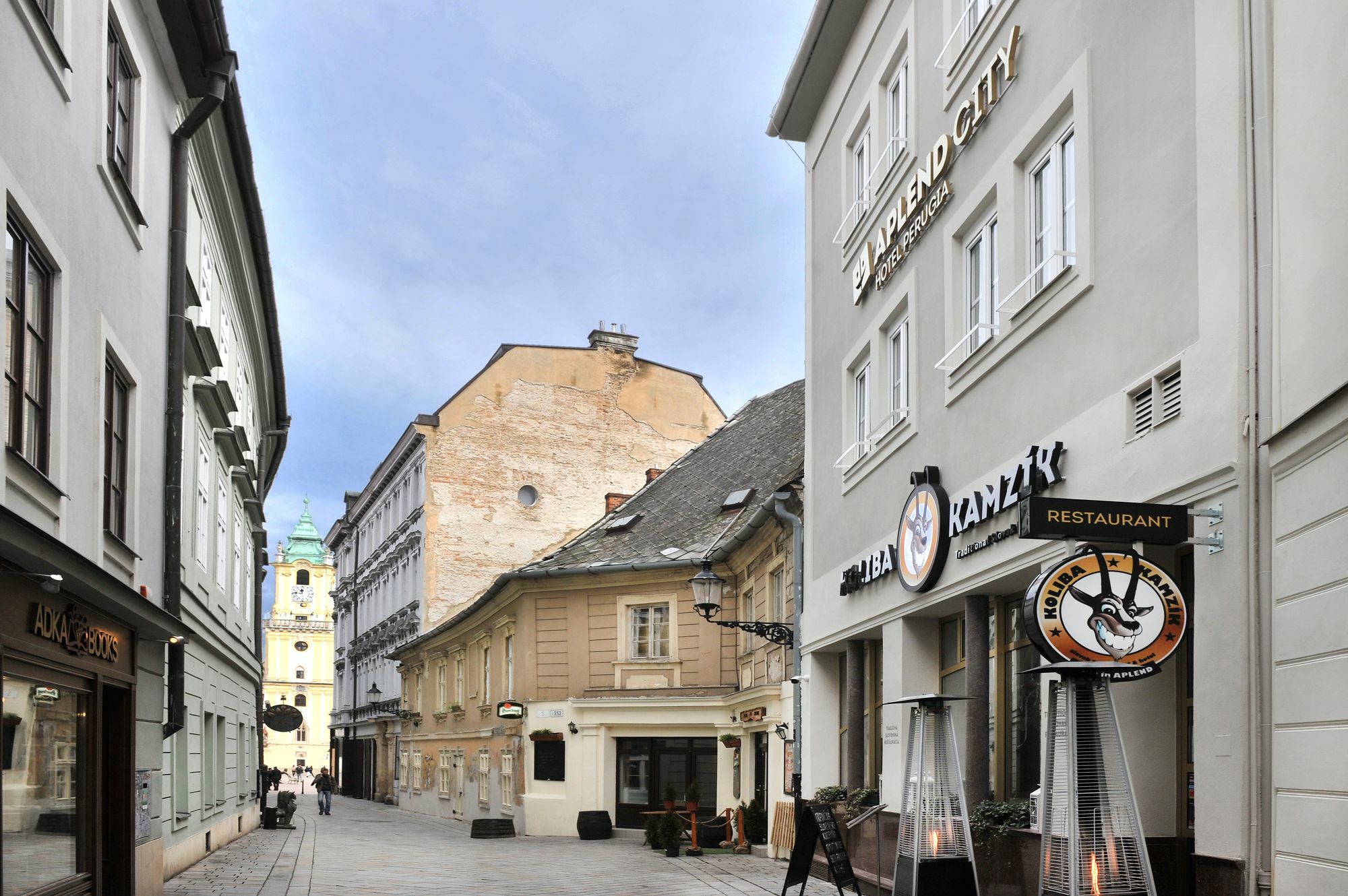 Aplend City Laurinska 11 Bratislava Exterior foto
